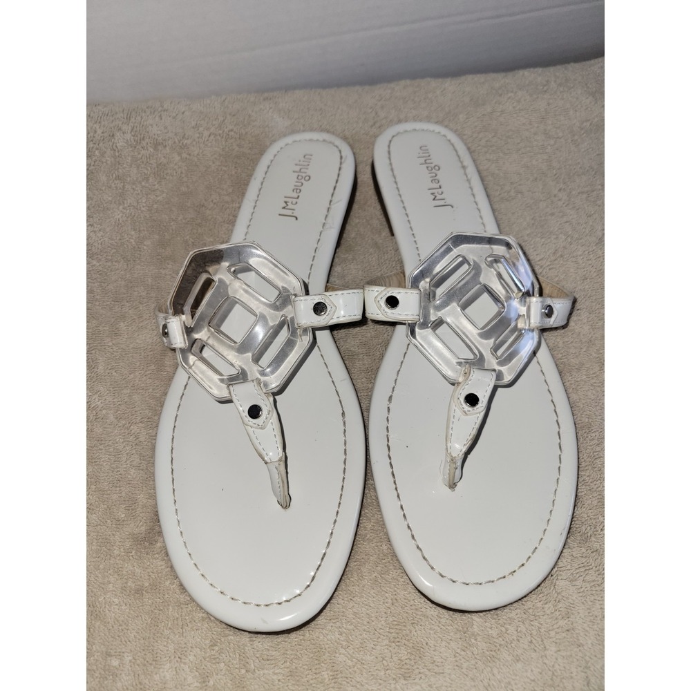 J McLaughlin Lucy Sandal 9.5 Patent Thong Medallion Flip Flop Slip On White